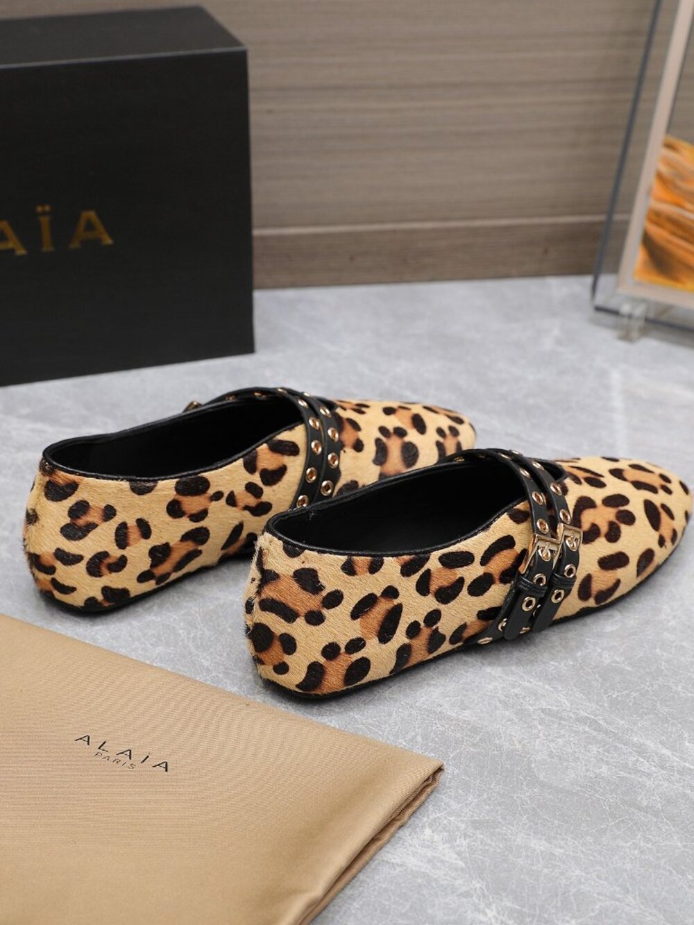 ALAÏA Leopard-Print Calf Hair Double-Buckle Mary Jane Flats - Picture 5 of 8